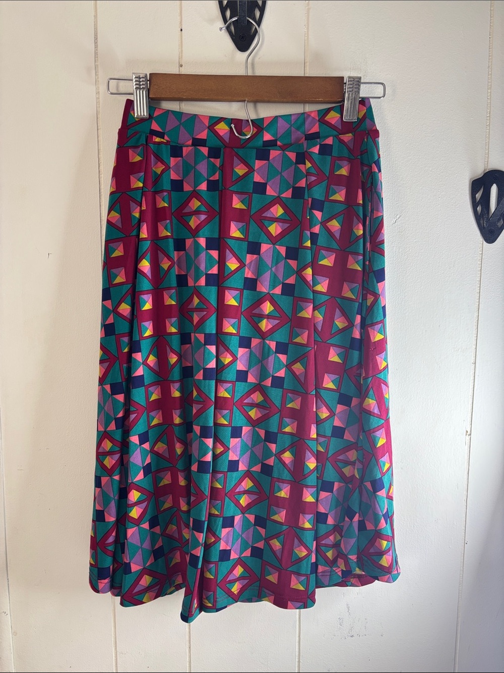 415 - LuLaRoe Teal, Pink & Yellow Geometric Print Skirt